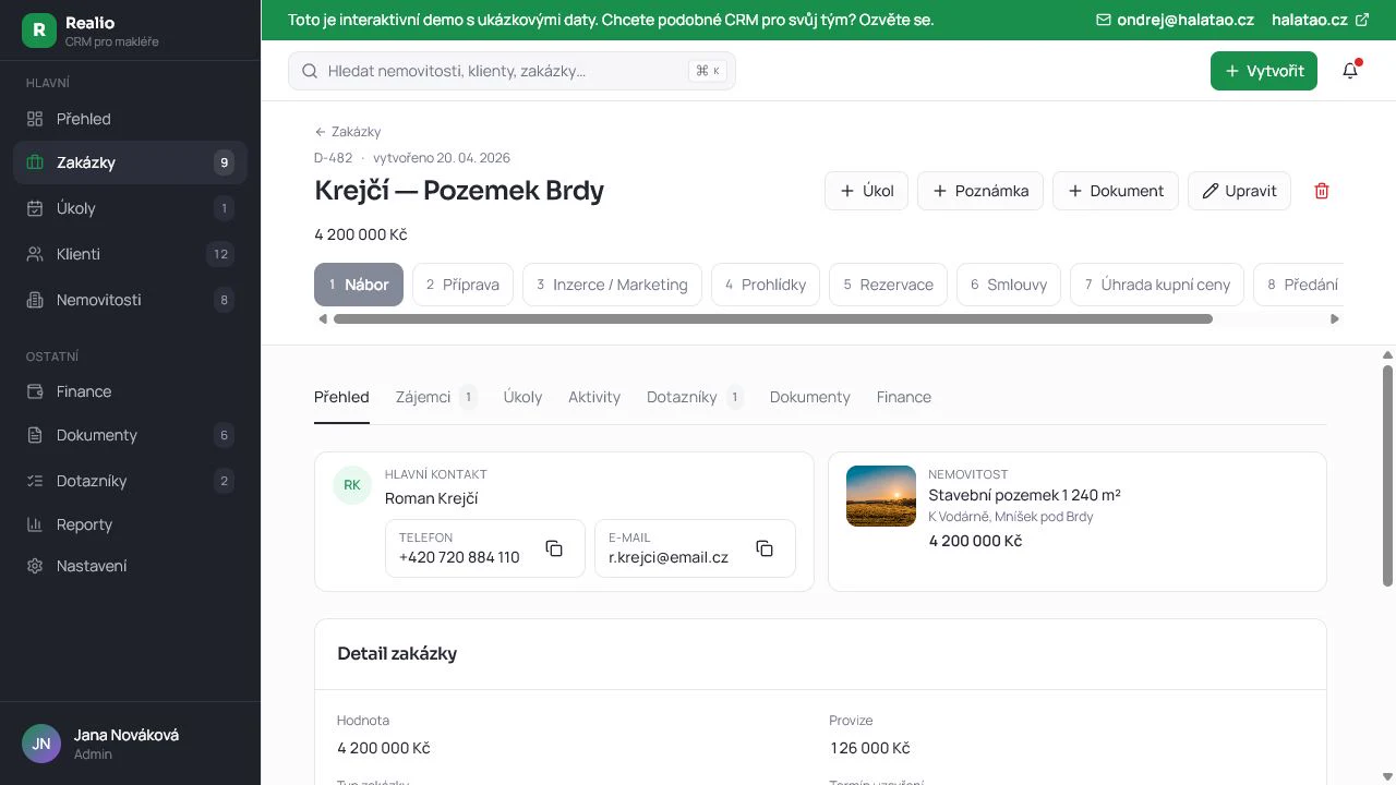 Detail realitní zakázky s workflow a kontakty v demonstračním CRM Realio.